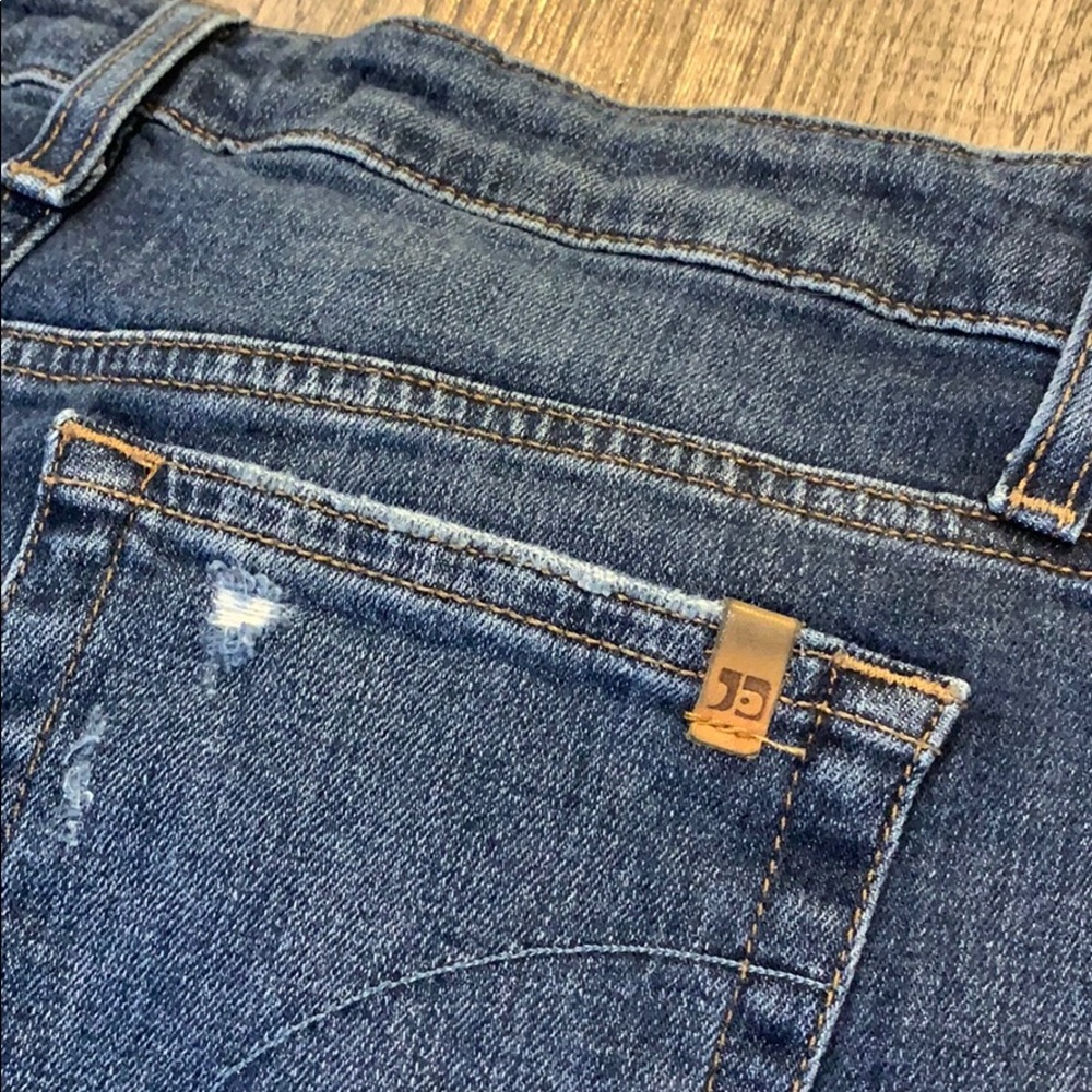 Joe’s Ripped Jeans - Picture 6 of 7